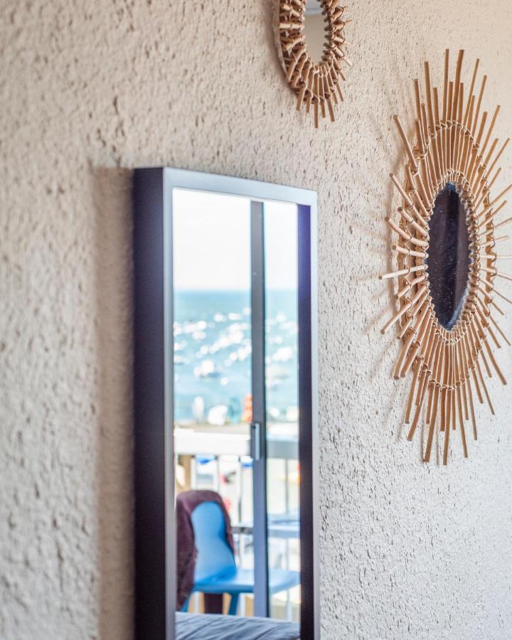 Logis Hotel Le Calluna Restaurant La Flottille Prefailles Bagian luar foto