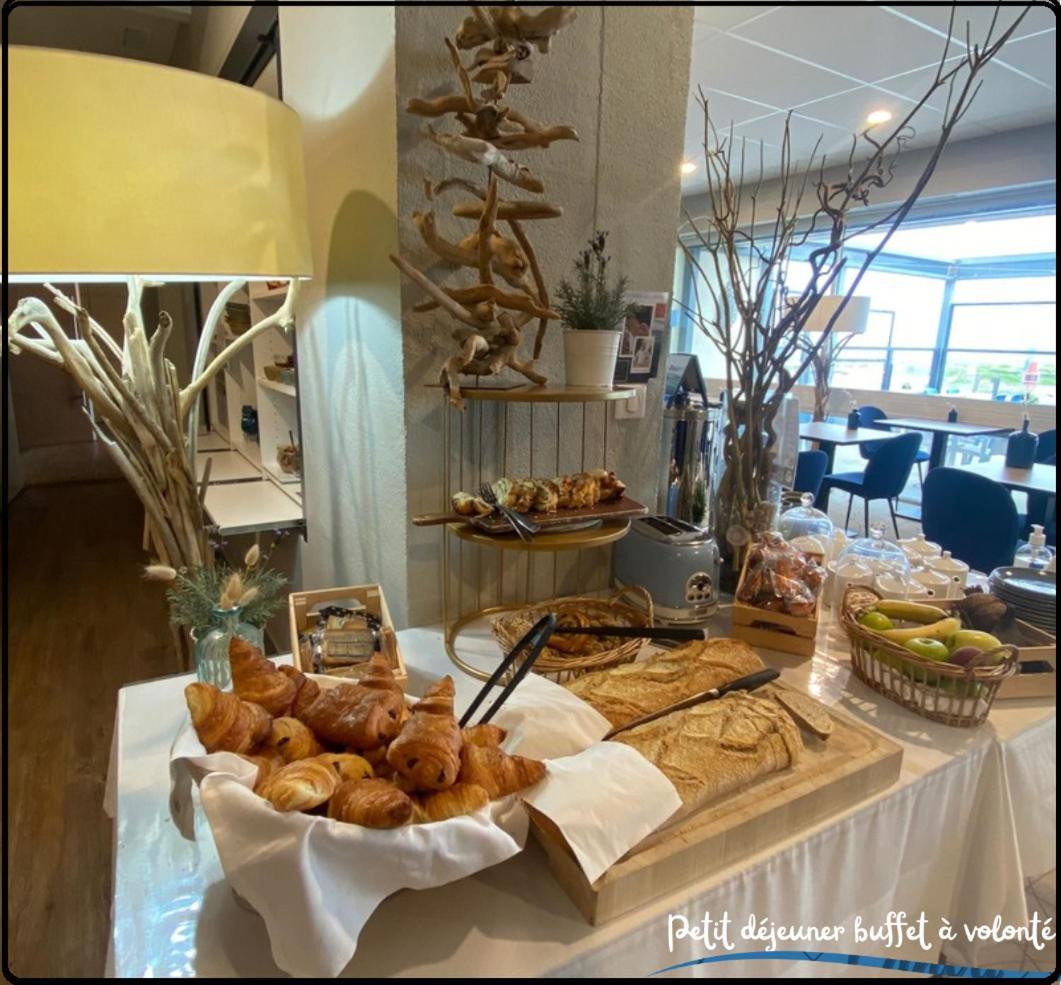 Logis Hotel Le Calluna Restaurant La Flottille Prefailles Bagian luar foto