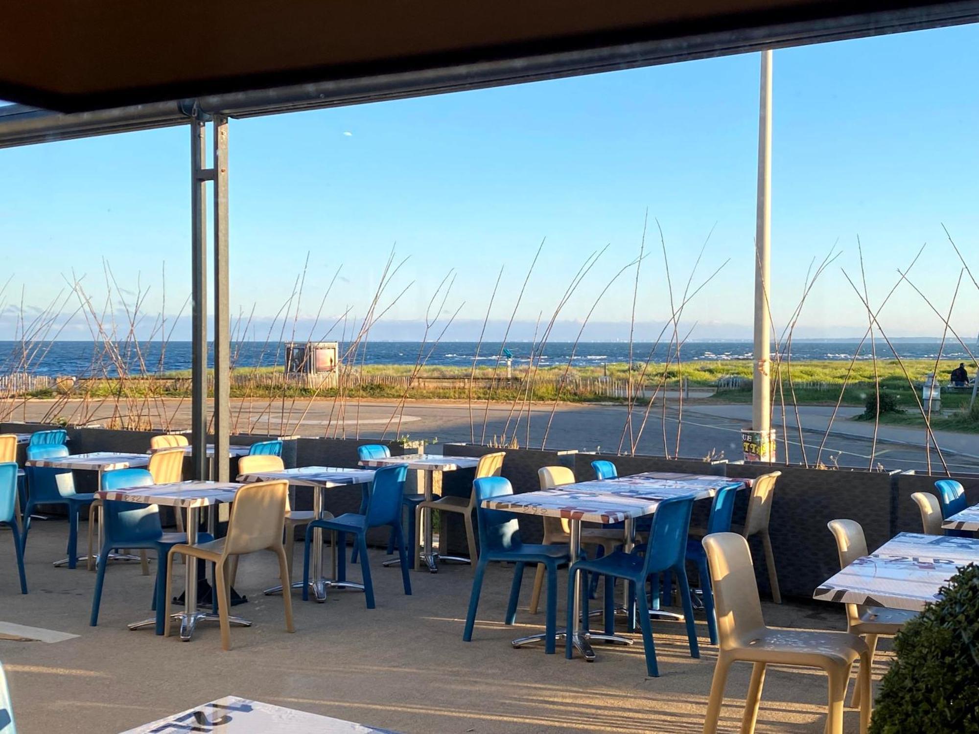 Logis Hotel Le Calluna Restaurant La Flottille Prefailles Bagian luar foto